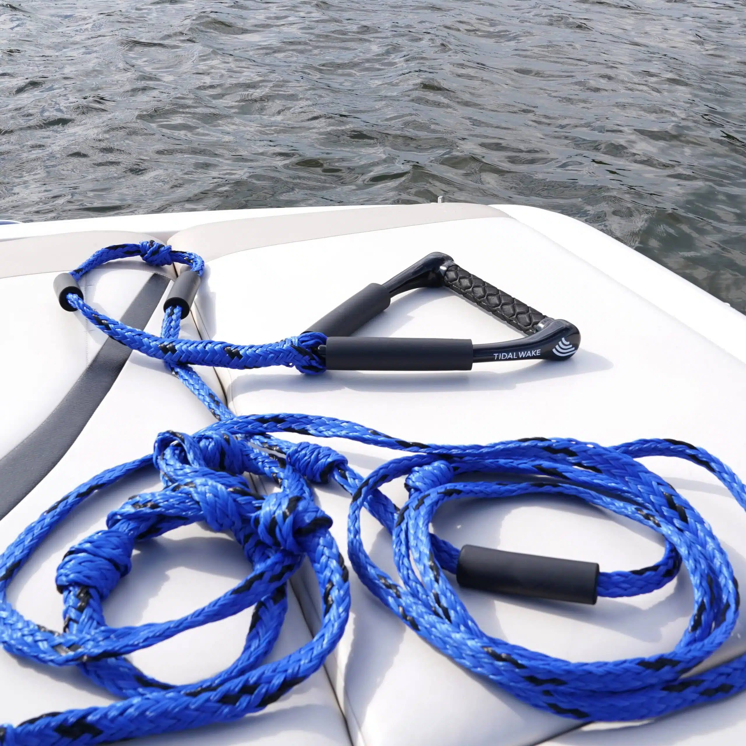 25ft Wakesurf Rope With Floating EVA Handle - Adjustable 4-Section Rope, Includes Storage Bag